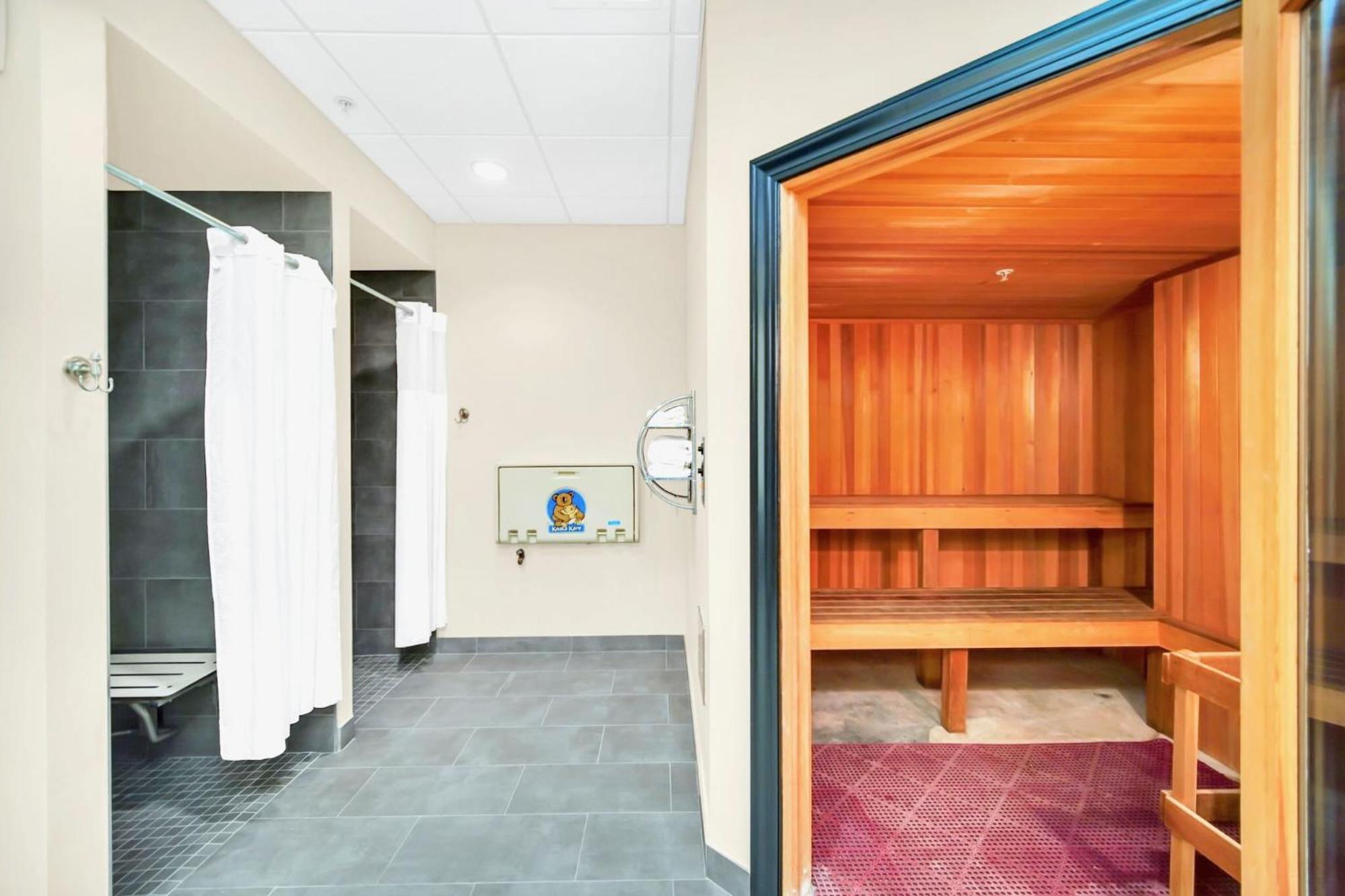 Bright Condo - 2Br With Pool & Hot Tub, Near Disney! ออร์ลันโด ภายนอก รูปภาพ